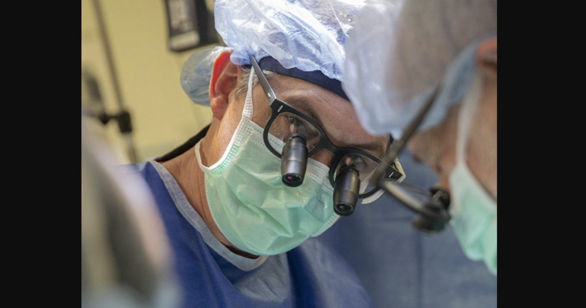 Surgeons perform world’s first on-table heart reanimation to save ...