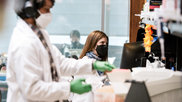 A team of researchers at Gladstone, including Bárbara González Terán shown here seated, developed a novel algorithm method for identifying genetic variants that are likely to play important roles in congenital heart disease. This opens up opportunities to accelerate research into this serious condition. Photo by Michael Short/Gladstone Institutes
