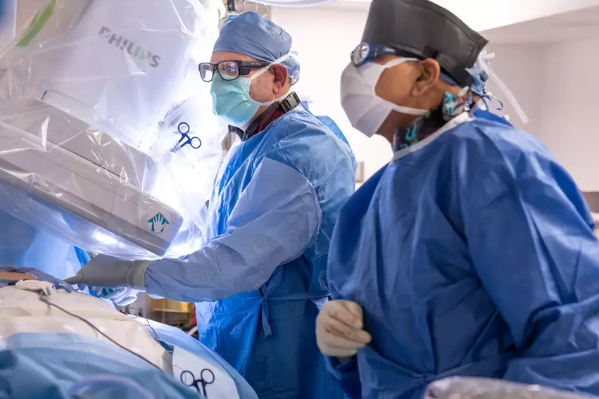Cleveland Clinic cardiologists implant Impulse Dynamics device for first time in the world