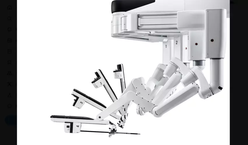 Da Vinci surgical system for robotic-assisted surgery