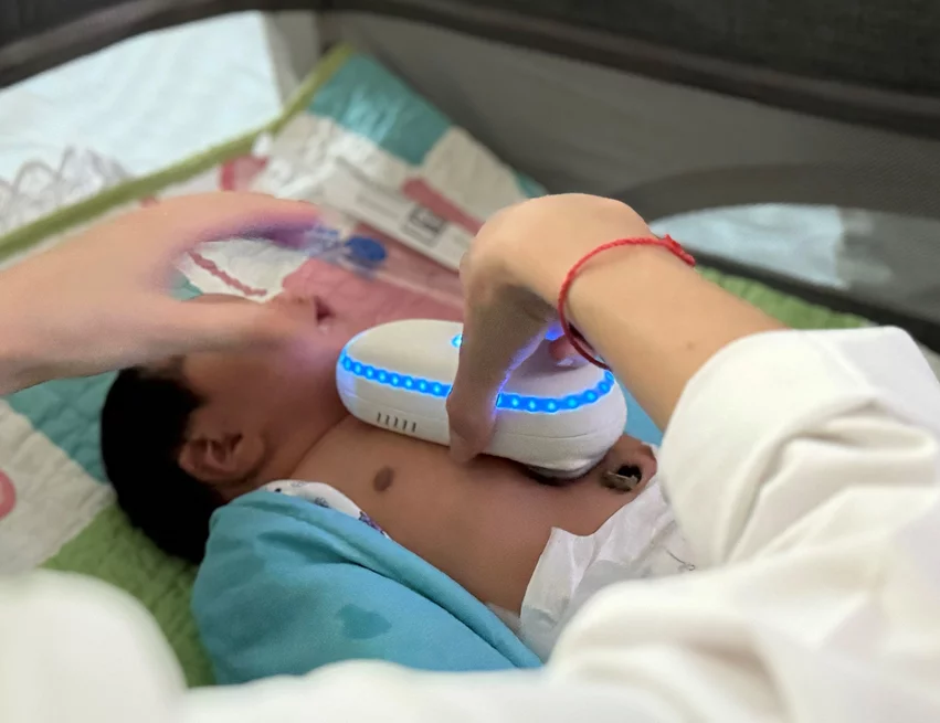 Bloom Standard's autonomous, hands-free ultrasound system allows use by anyone, anywhere to detect heart or lung abnormalities using AI-driven onboard image interpretation.