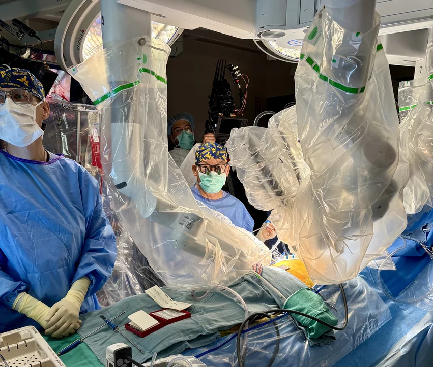 robotic aortic valve replacement (RAVR)