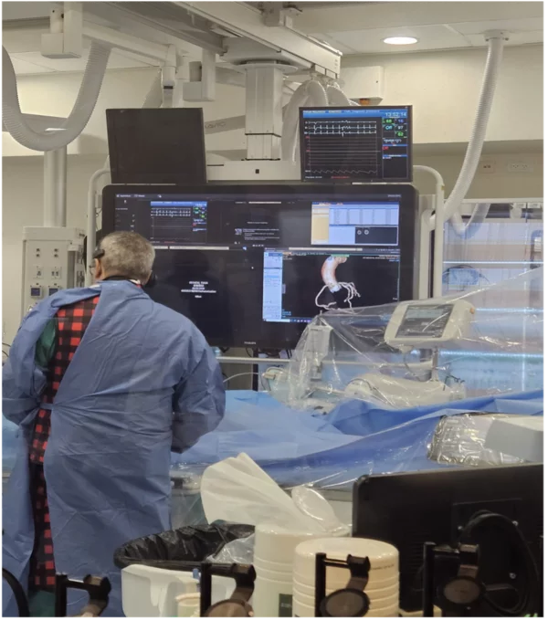 Prof. Elad Maor uses synchronized 3D CCTA anatomy