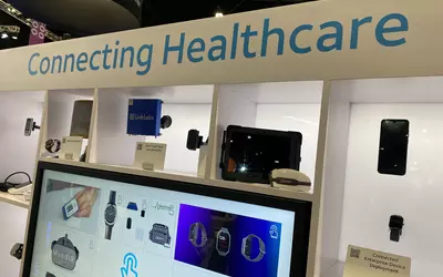 Connecting healthcare via wearable devices at AT&T booth HIMSS23.