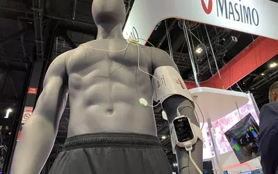 Wireless Patient monitoring ECG and blood pressure Masimo booth HIMSS23.