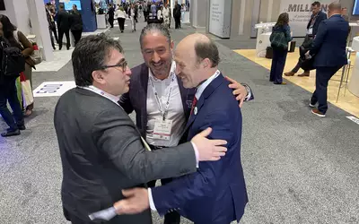 Kenneth Ellenbogen MD gets a hug at HRS 2023. Photo by Dave Fornell