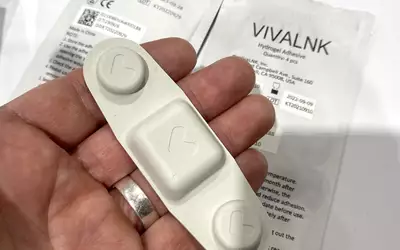 The Vivalink wearable cardiac monitor displayed at HRS 2023. Photo by Dave Fornell